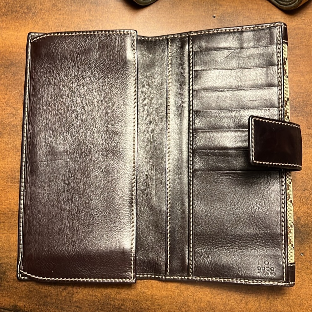Gucci Wallet - Picture 5 of 11